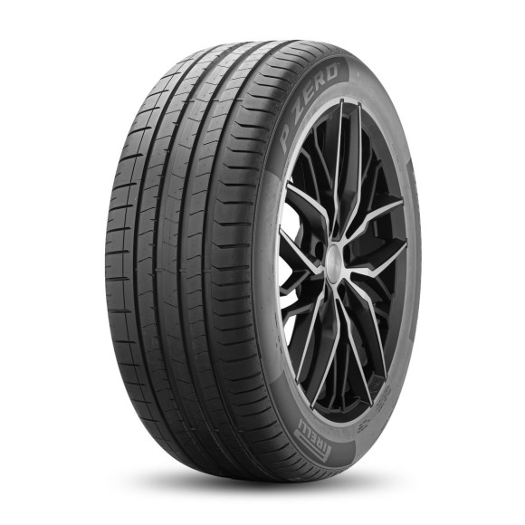 Шины Pirelli  245/40/21  Y 100 P-ZERO  XL Run Flat (BMW)